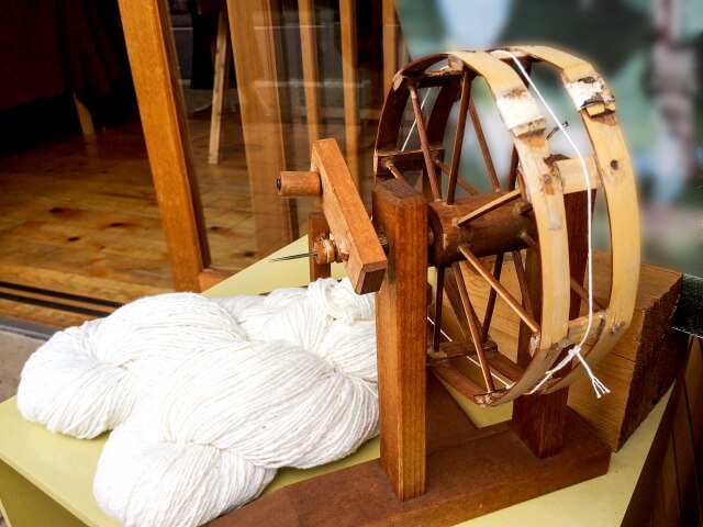 糸織り機